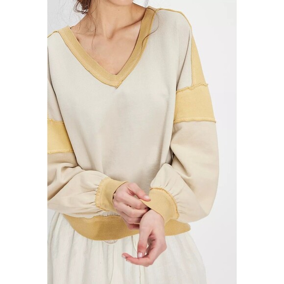 Free people We The Free First Base V-Neck Sweatshirt Top Ribbed Cotton S 283686 - Picture 2 of 9